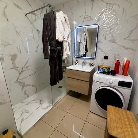 Apartman Beautiful With Pool In Cannes